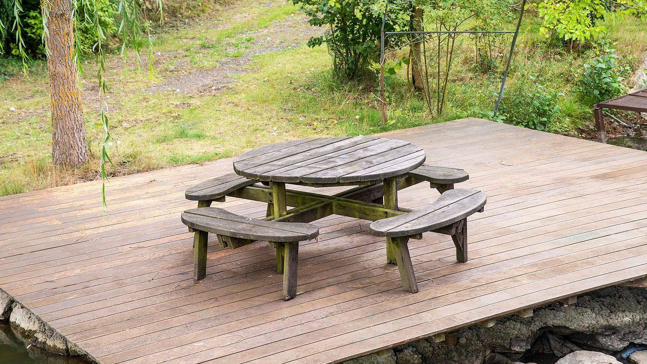 Boot für 2 Personen (35 m²) in Florennes in Florennes, Region Namur