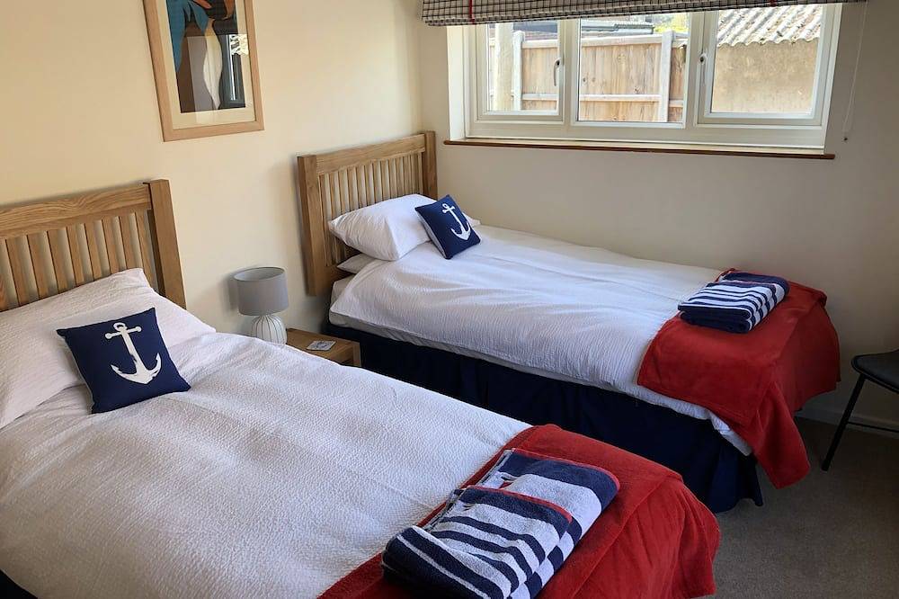 Close-by is a spacious pet friendly bungalow close to the Quay - a hidden gem in Blakeney, Norfolk Coast