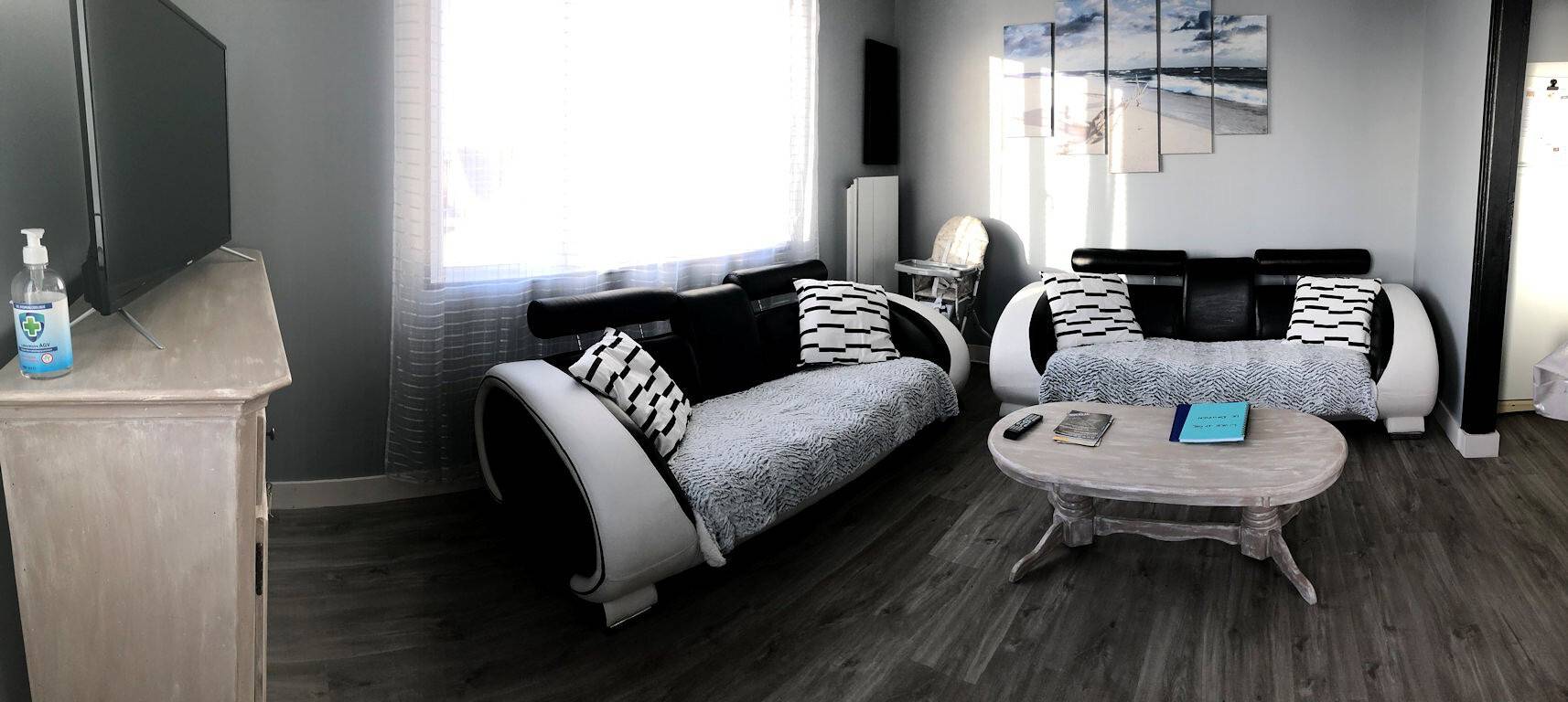 Gîte Le Dauphin – A 400 m de la playa in Saint-Martin de Bréhal, Bréhal