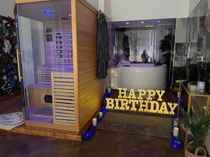 Ferienwohnung für 2 Personen, mit Terrasse und Sauna sowie Whirlpool in Essen - 2