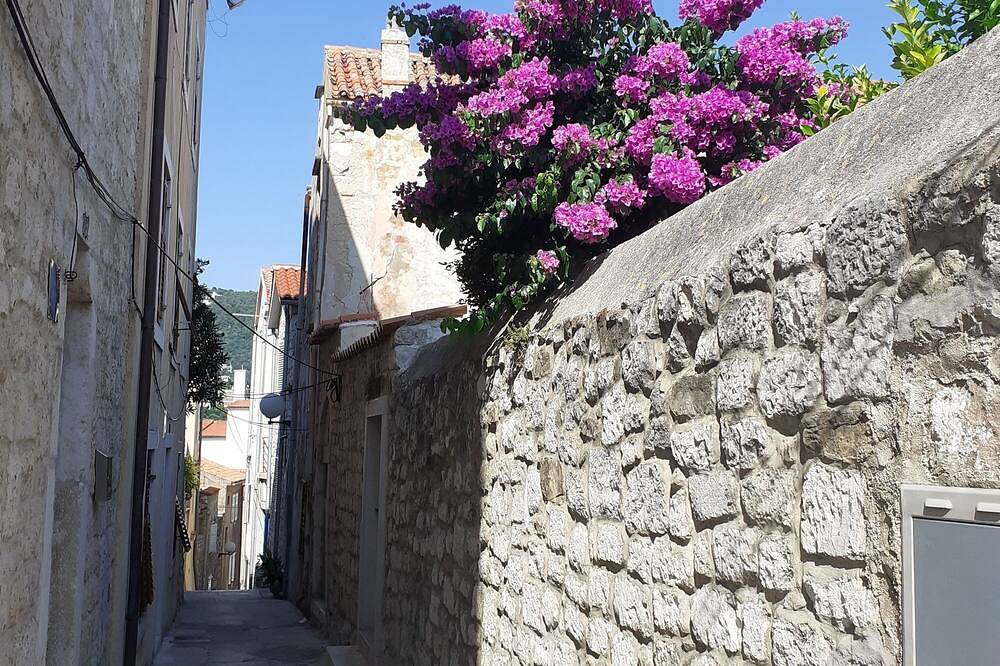 Seaside holiday house Rab (K-14697) in Rab town, Rab
