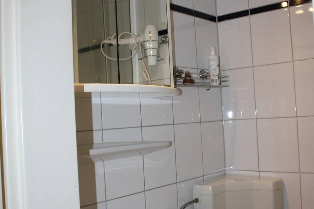 Apartamento entero, Apartamento céntrico en Bremen - también rápidamente a pie en la ciudad in Neustadt Bremen, Bremen