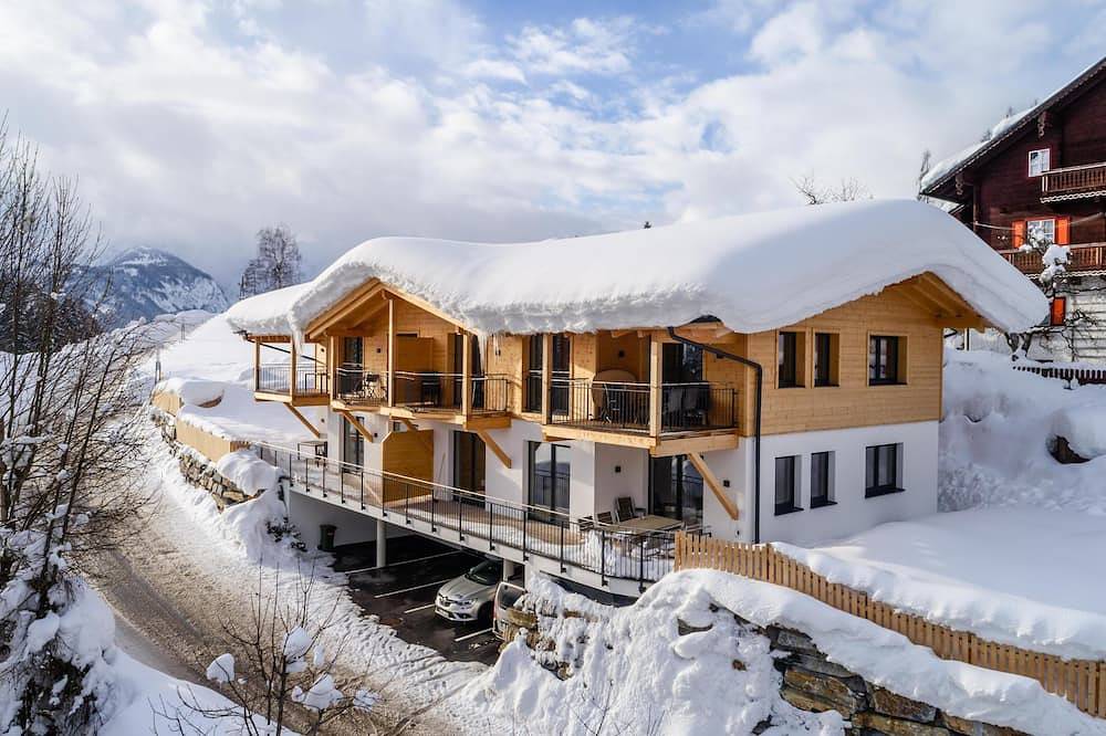 Entire apartment, Luxury penthouse with idyllic mountain views in Werfenweng, Tennengau