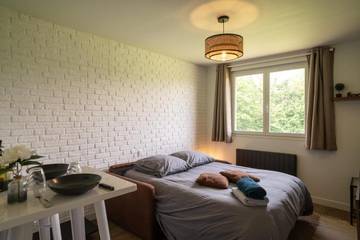 Gîte pour 2 personnes, avec vue sur le lac et terrasse à Saint-Josse