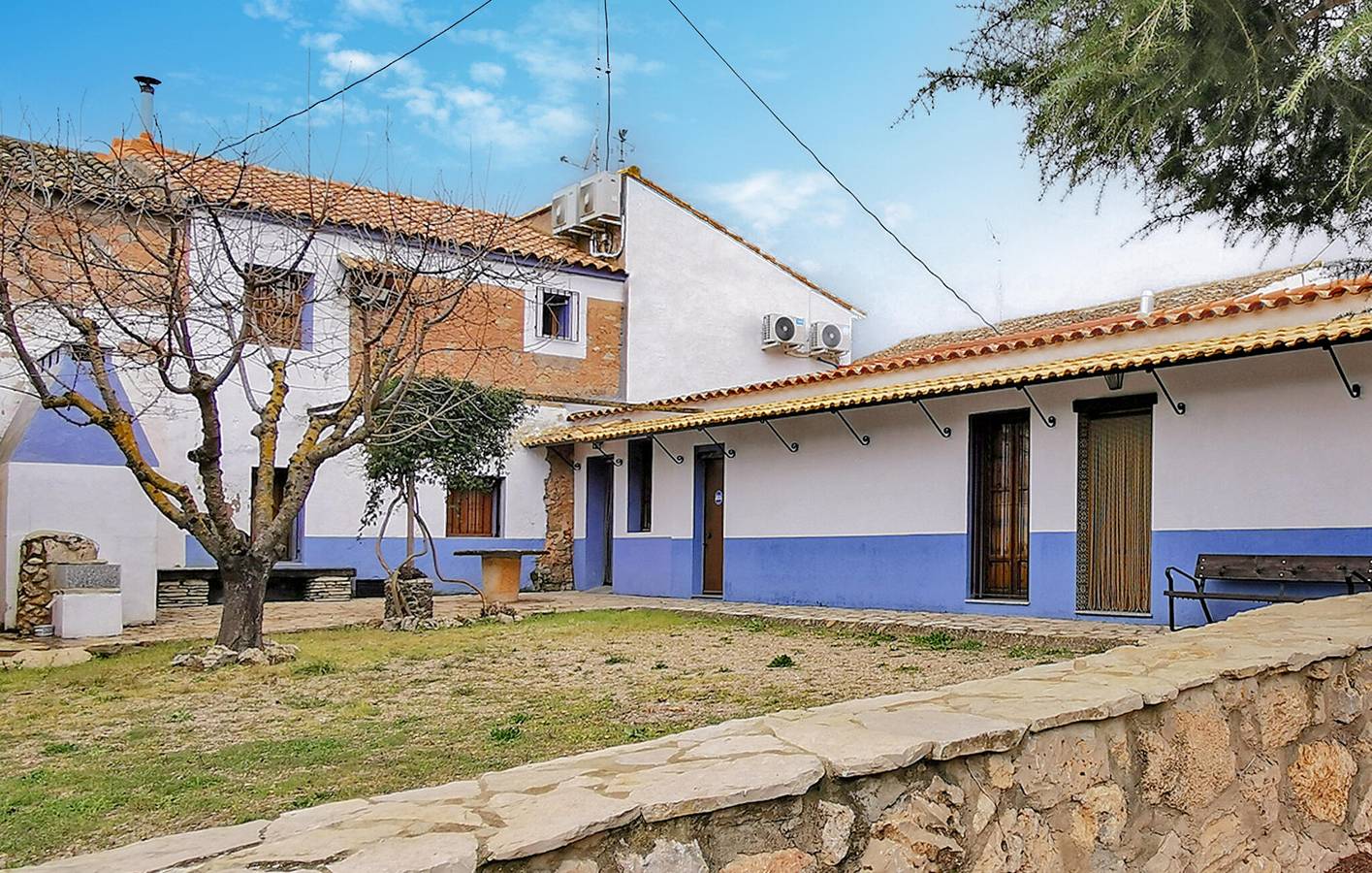 Retiro frente al río: A/C, TV, Aparcamiento, Terraza, Parrilla - Río Cabriel 400m in Cofrentes, Provincia de Valencia