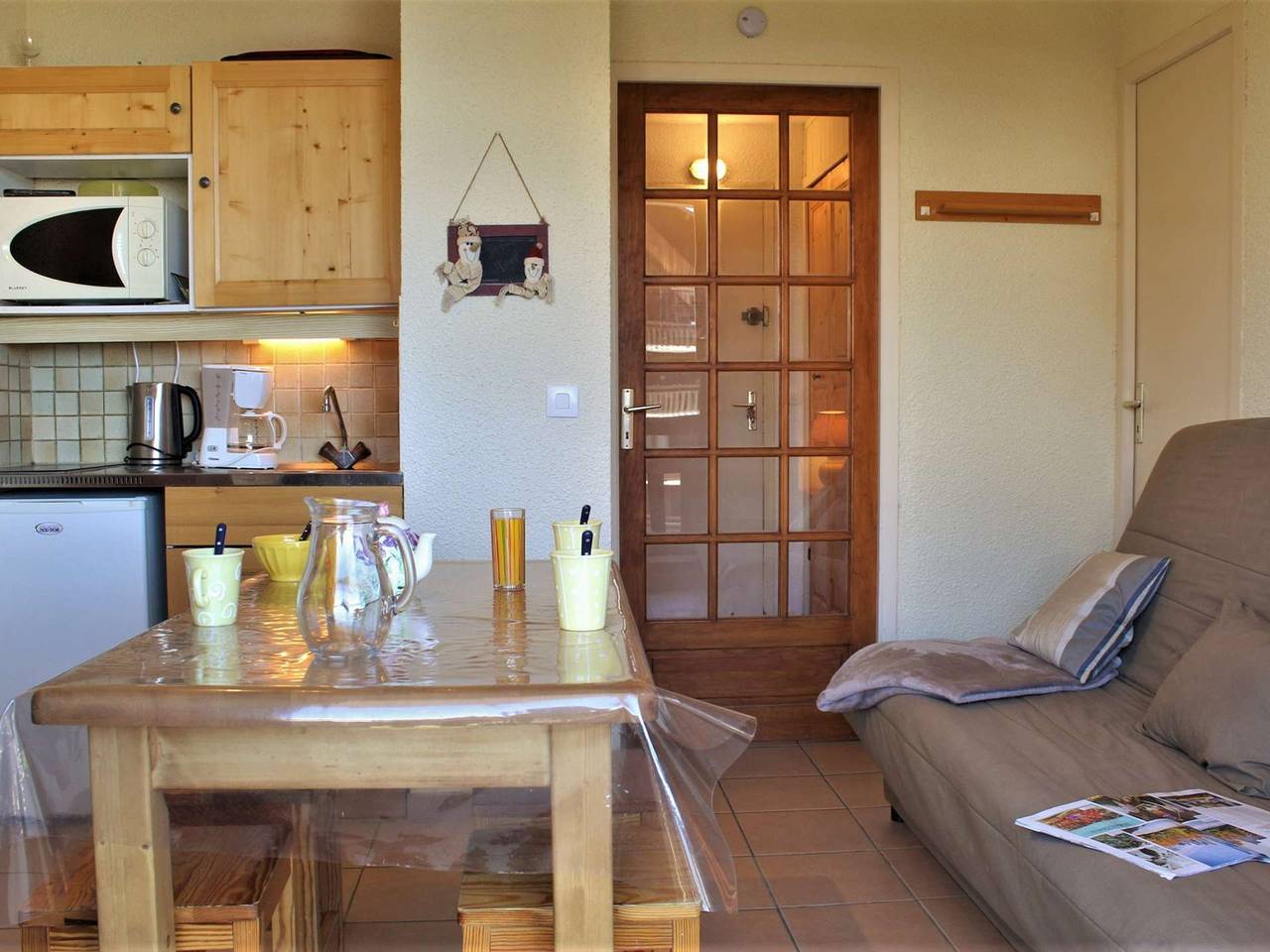 Apartamento entero, Apartamento cerca de pistas con piscina y balcón en Risoul in Station de Risoul, Risoul