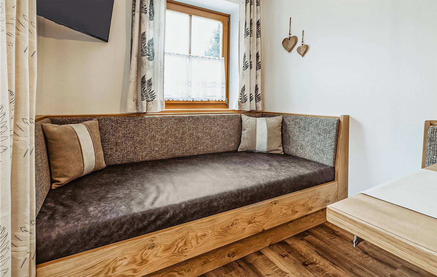 Ganze Ferienwohnung, Gemütliche Ferienwohnung in der Nähe der Skilifte und des Stadtzentrums mit Parkplatz und WLAN in Großarl, Ski Amadé