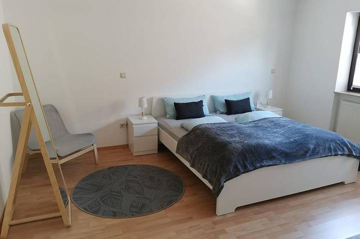 Ganze Wohnung, Ferienwohnung Burgpanorama - Appartement/Fewo, Dusche und Bad, Wc, 2 Schlafräum in Dahn, Landkreis Südwestpfalz