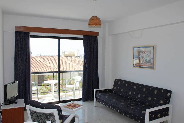 Ferienwohnung für 28 Personen, mit Pool und Balkon, mit Haustier in Ayia Napa - 4