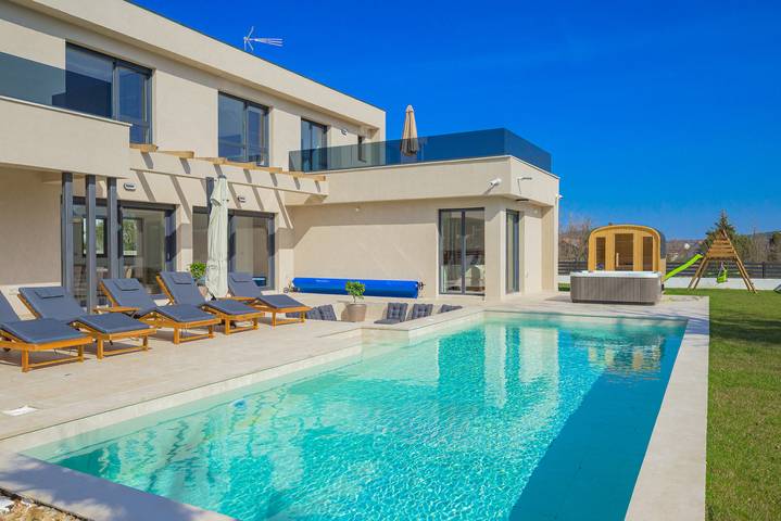 Villa für 8 Personen, mit Garten und Pool sowie Balkon und Sauna in Rovinj - 3