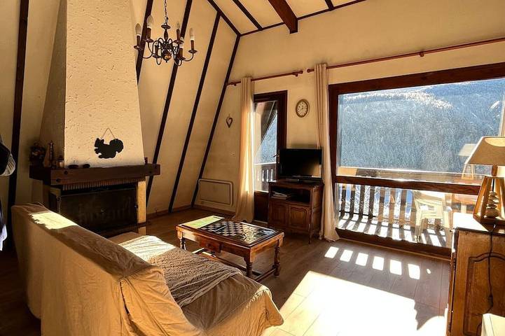 Chalet duplex confortable sur les hauteurs de Corrençon in Corrençon-en-Vercors, Parc naturel régional du Vercors