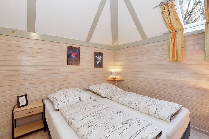 Ferienhaus bei Simone (Wlan, See, Wald, eigene Sauna) in Kirchheim, Knüllgebirge