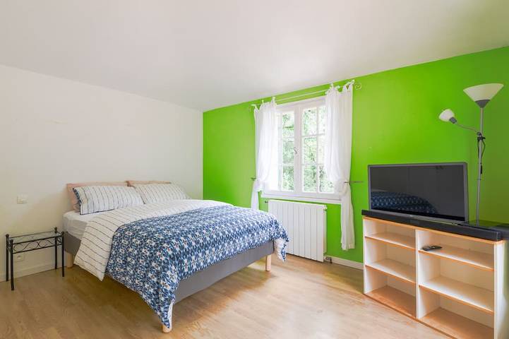 Villa pour 6 personnes, avec terrasse et jardin, animaux acceptés à Valbonne - 3