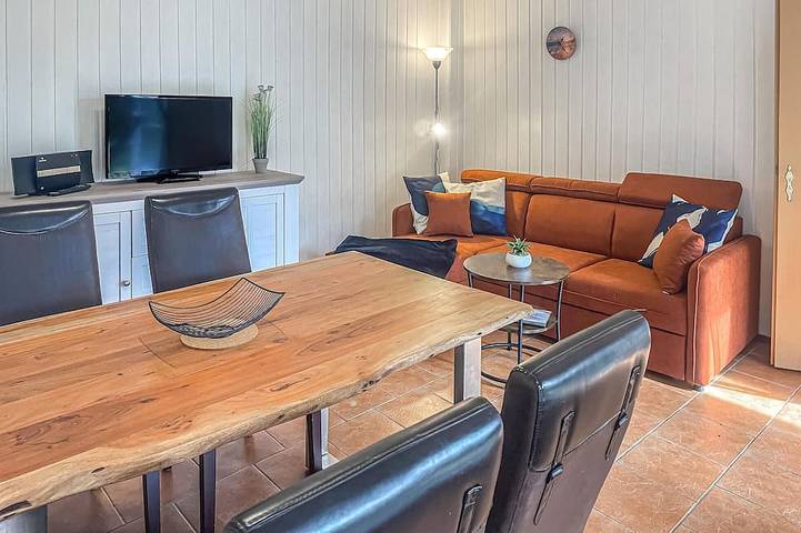 Wunderschönes Haus in Rheinsberg Ot Warenthi mit Wlan in Rheinsberger See, Rheinsberg