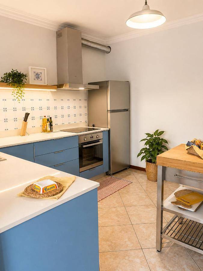 Location de vacances pour 8 personnes, avec jardin ainsi que balcon et vue dans Amorosa