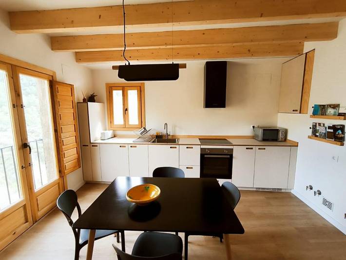 Casa de vacaciones para 3 personas, con terraza y vistas, Se admiten mascotas en Alto Mijares - 2