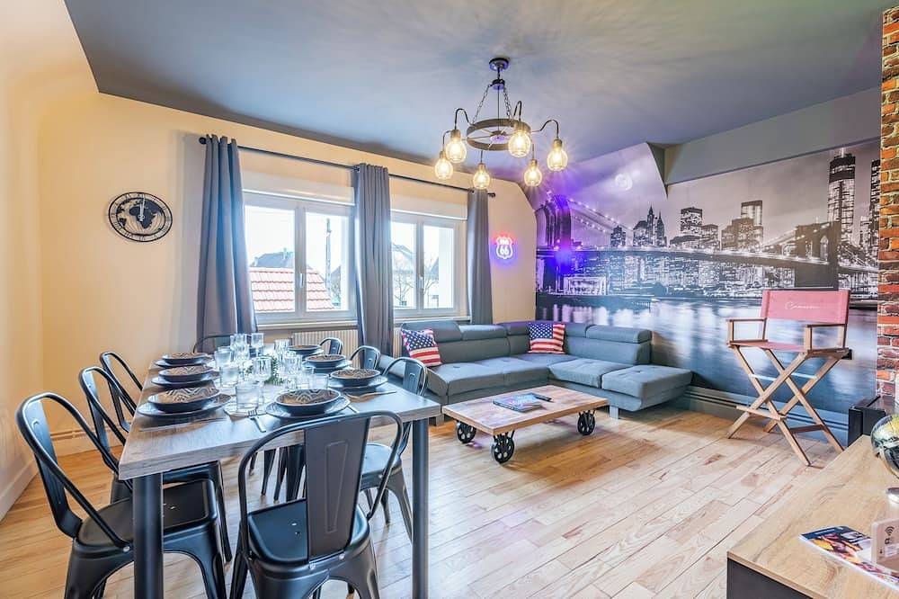 Appartement entier, Grand appartement 8 personnes, Sauna & Baignoire Spa, voyage autour du monde in Drusenheim, Nord de l'Alsace