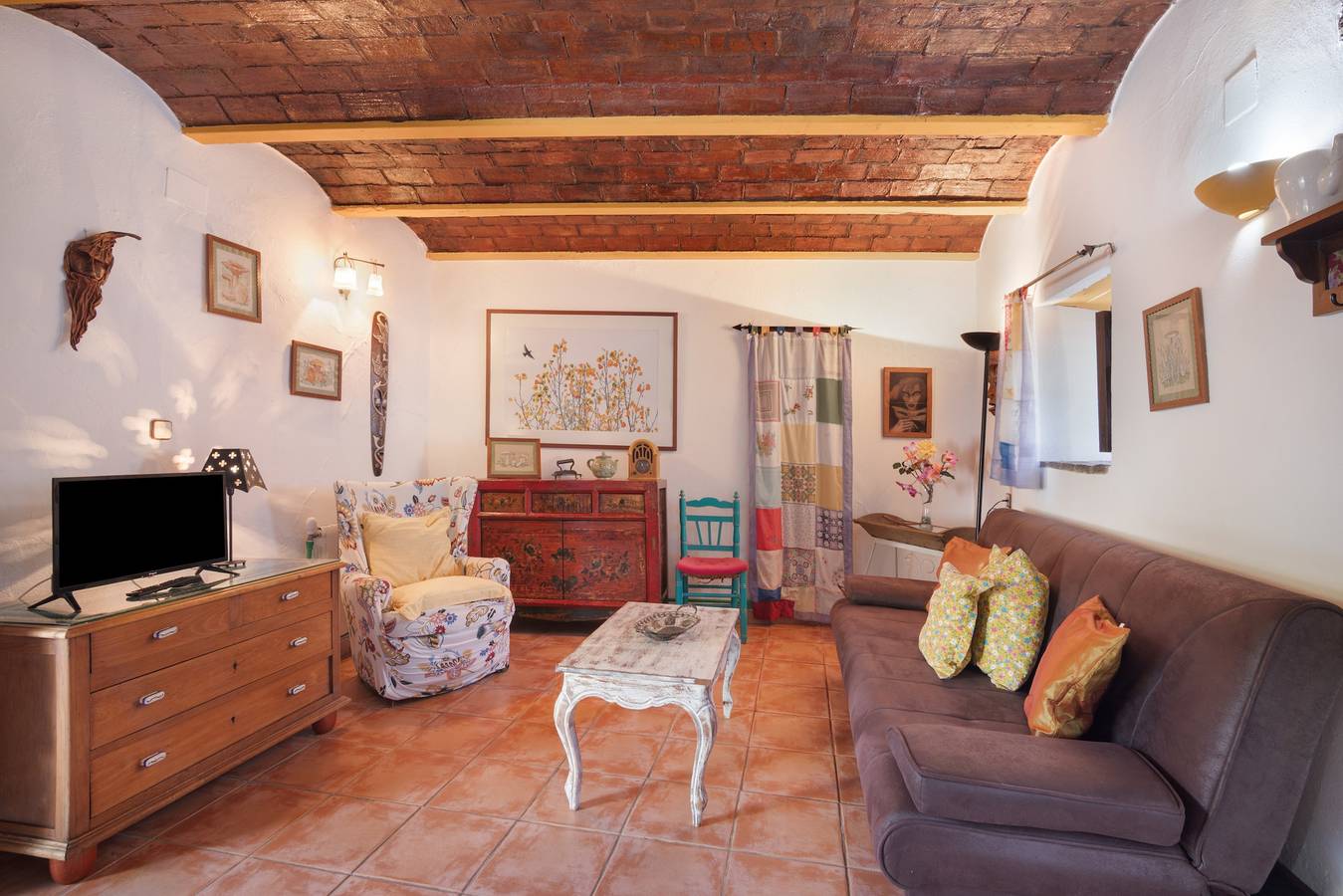 Casa rural 'La Rana Verde De Abajo' con vistas a la montaña in Los Romeros, Jabugo