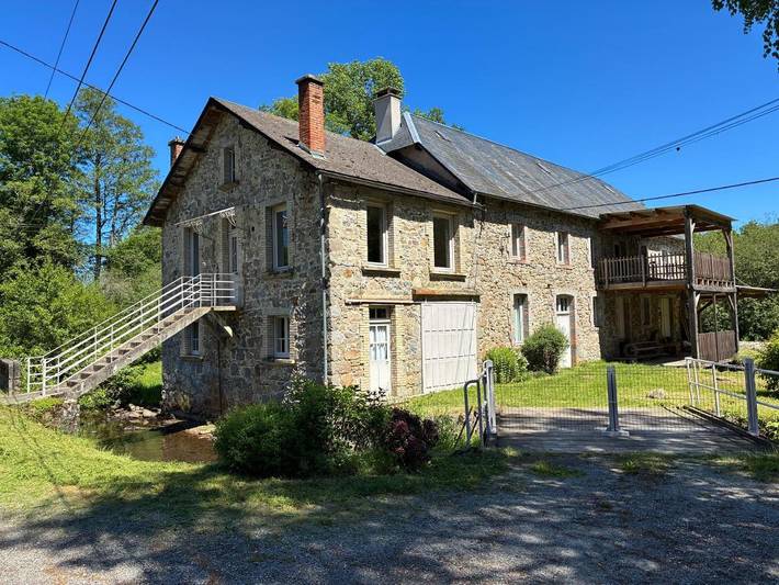 Gîte pour 3 personnes, avec jardin et balcon à Ussel - 2