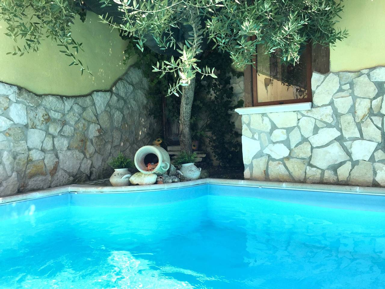 Ganze Wohnung, Geräumiges Apartment in Giugliano mit privatem Pool und Terrasse in Giugliano in Campania, Neapel Provinz