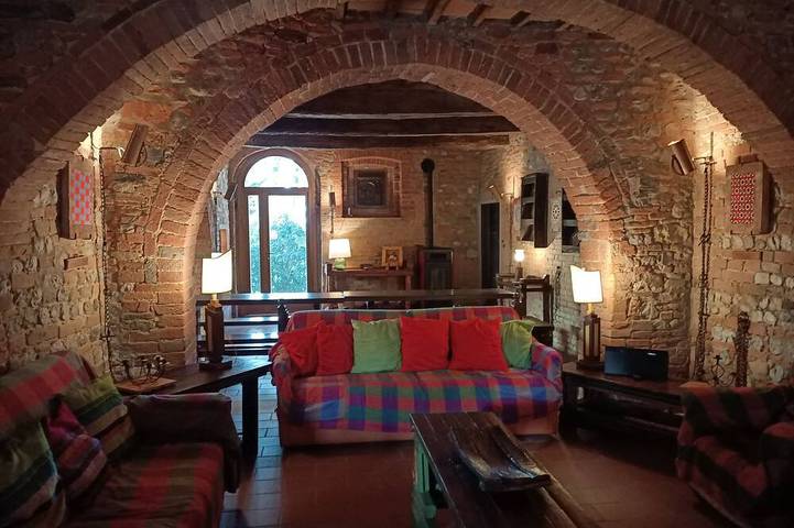 Villa on the Umbria-Tuscany border—for families and friends—with a private pool in Città della Pieve, Perugia Province