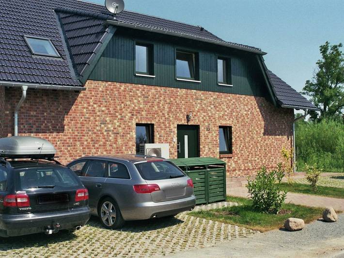 Ferienwohnung für 4 Personen, mit Balkon/Terrasse und Terrasse sowie Garten in Dranske - 2