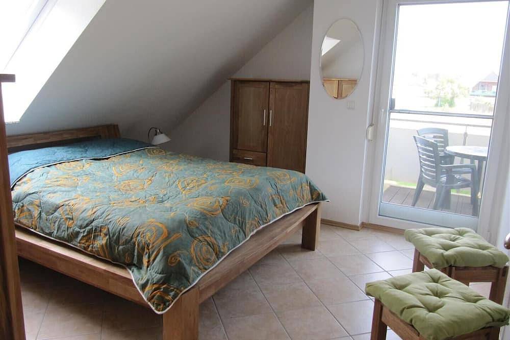 Apartamento entero, Apartamento para 4-8 personas, con jardín, se admiten mascotas, a pocos minutos de la playa. in Zempin, Usedomer Norden