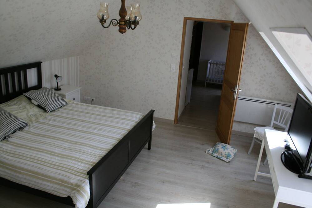 Maison familiale typiquement bretonne in Beuzec-Cap-Sizun, Région de Quimper