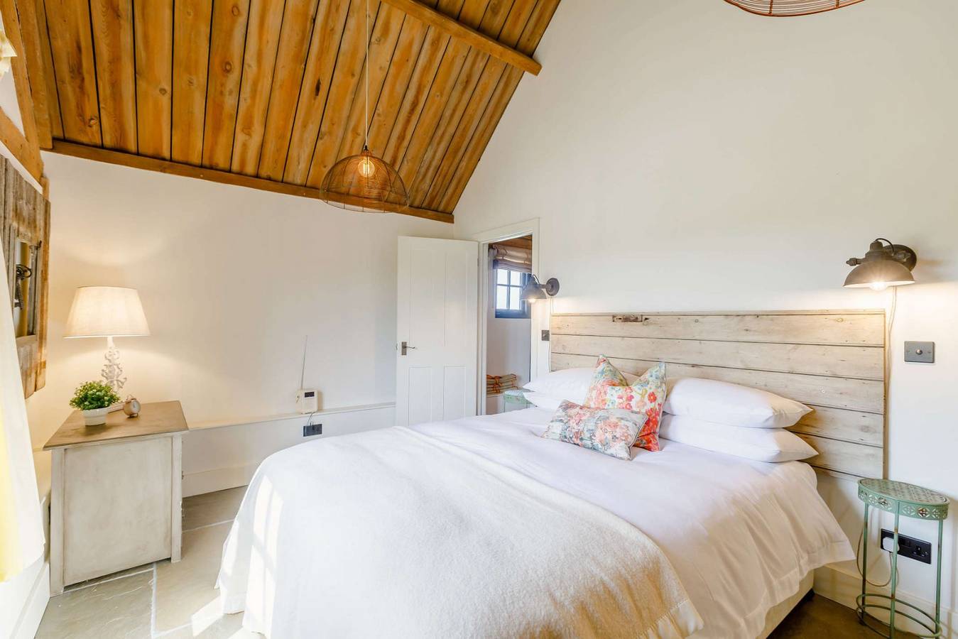 High & Little Barns in Oxfordshire