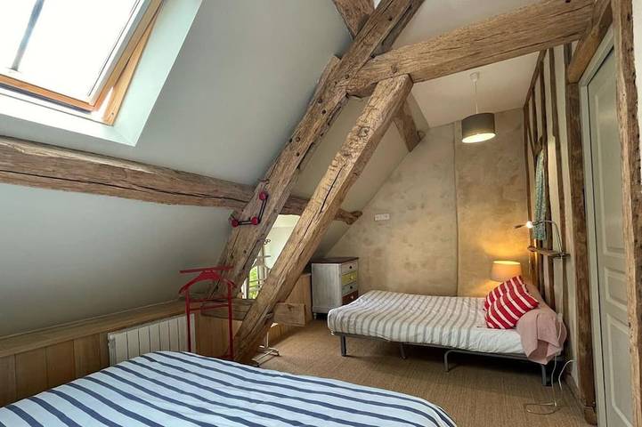 Gîte pour 8 personnes, avec jardin et terrasse à Le Pin-la-Garenne - 4