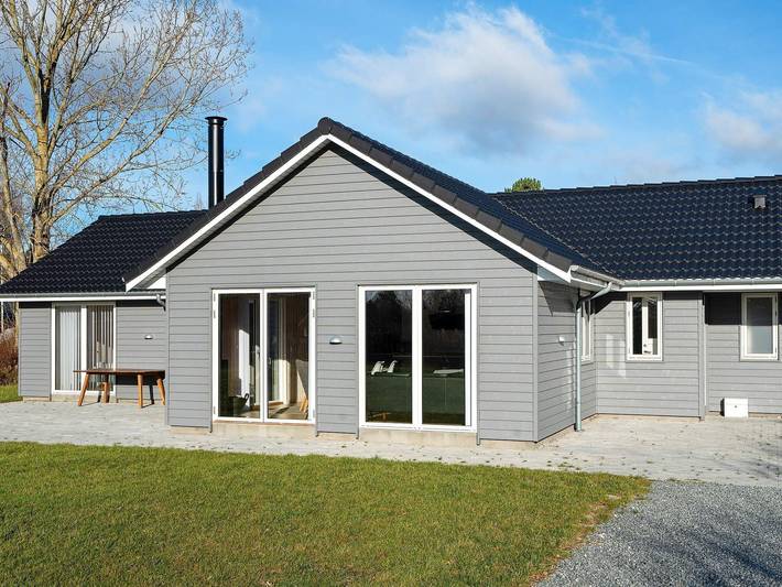 Ferienhaus für 8 Personen, mit Terrasse und Sauna in Dannemare