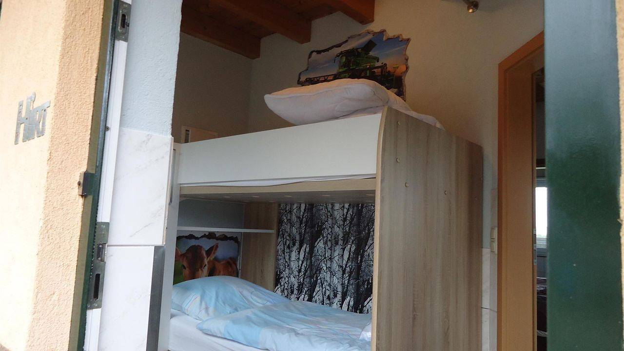 Geheel vakantieappartement, Vakantieappartement voor 4 personen met terras in Saarburg, Mosel-Saar