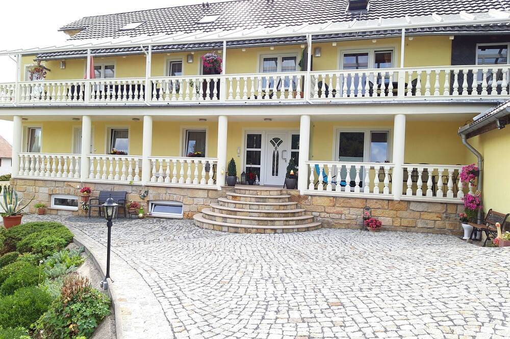 Ganze Wohnung, Ferienwohnung Fewo 1 in Kirnitzschtal, Sebnitz