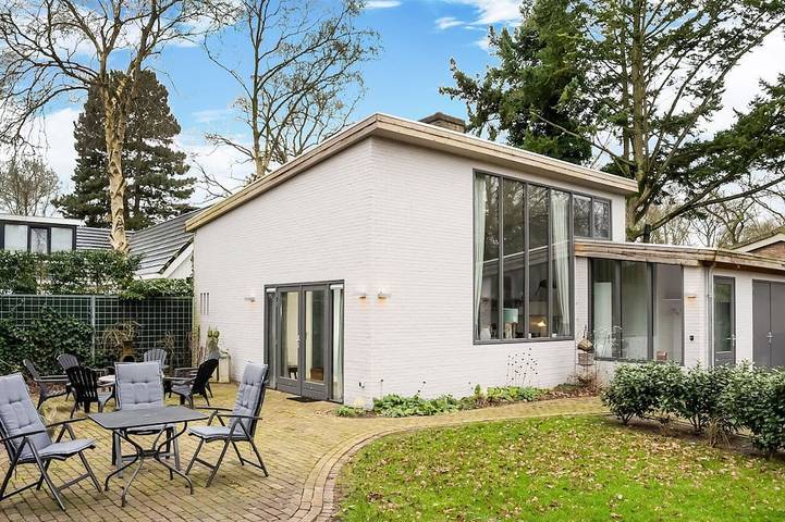 Ferienhaus für 4 Personen, mit Terrasse und Garten in Bergen (Nordholland)