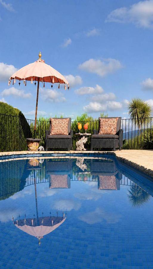 Alojamiento y desayuno para 2 personas, con Terraza y Jardín además de Piscina y Vistas en Jávea