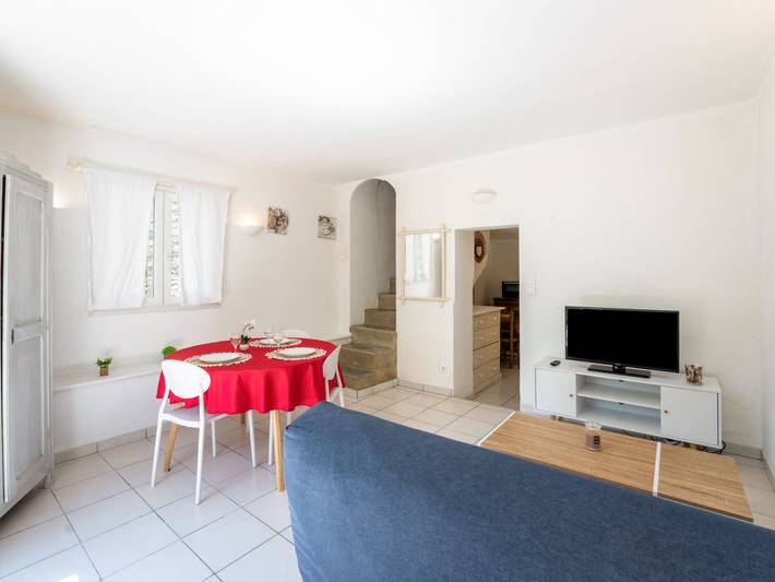 Ferienhaus für 2 Personen, mit Terrasse und Garten in Rhone-Alpes - 2