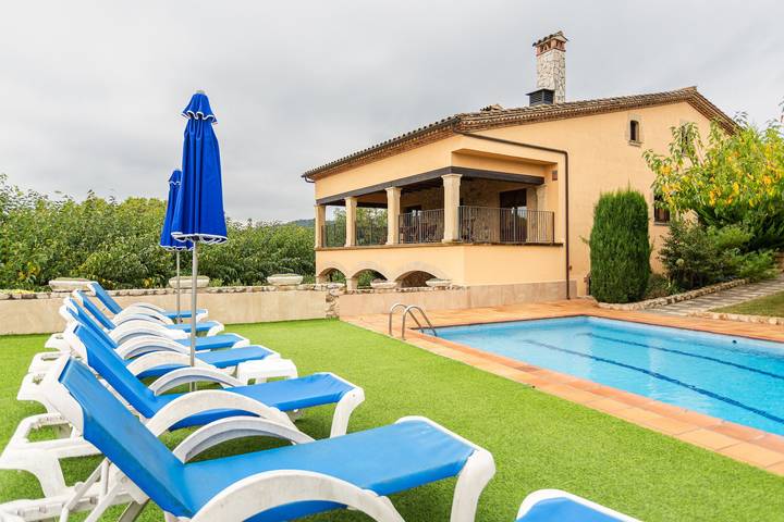 Casa rural para 5 personas, con Jardín