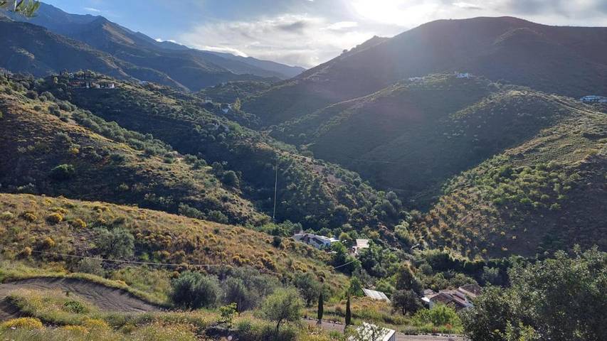 Casa rural para 6 personas, con piscina además de jardín y vistas en Canillas de Aceituno - 3