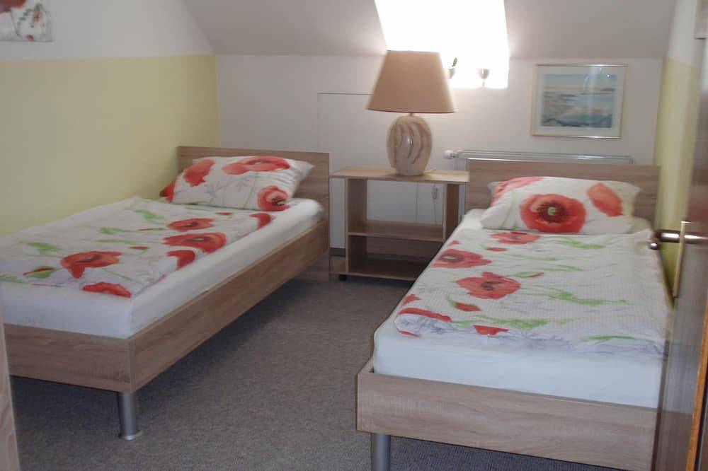 Ganze Wohnung, Ferienwohnung Dörnbergblick -mit der Tram direkt zur City und zum Weltkulturerbe in Vellmar, Hessisches Bergland