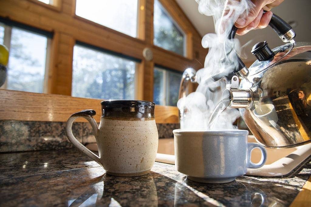 Yosemite Riverside Retreat - Gorgeous Views! Wood burning Stove! in Wawona, Mariposa County