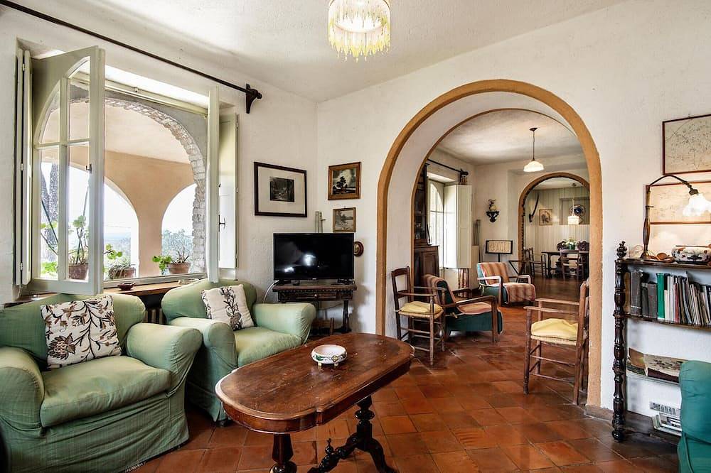 Gorgeous home in Poggio Catino Ri in Poggio Catino, Terminillo