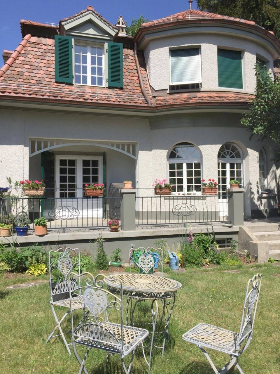 Double Room with Private Bathroom in Bern, Berner Oberland