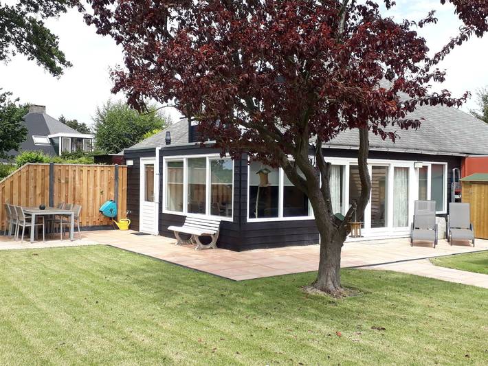 Ferienhaus für 6 Personen, mit Garten und Pool