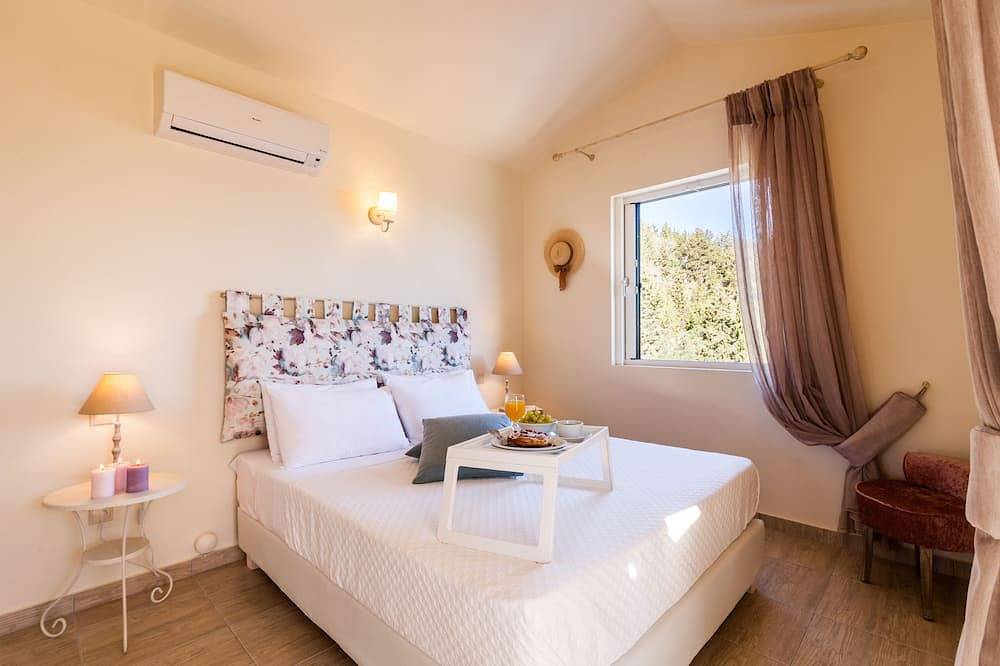 Villa Petra with Private Pool in Lakka, Paxos