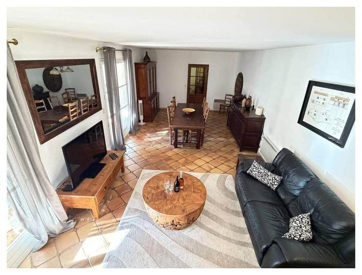 Location de vacances pour 10 personnes, avec Terrasse ainsi que Jardin et Piscine à Saint-Julien-de-Peyrolas - 4