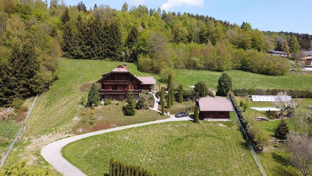 Five-Bedroom House in Velden am Wörther See, Villach-Land