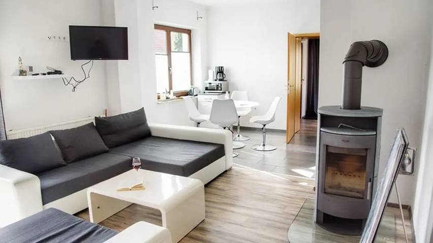 Ferienwohnung für 6 Personen, mit Garten und Balkon in Mönkebude