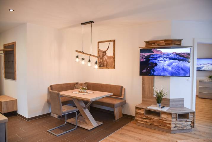 Ganze Ferienwohnung, Nordkettenblick Top 3 in Stubaier Alpen, Götzens