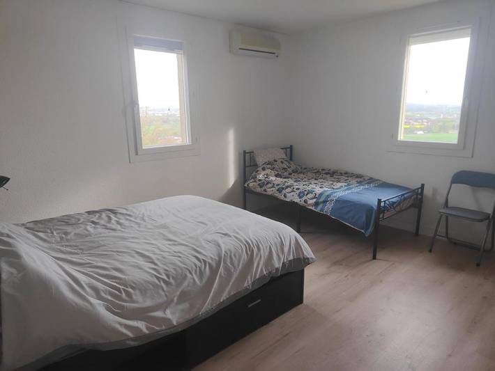 Location de vacances pour 15 personnes, avec vue ainsi que jardin et piscine à Castelnau-de-Lévis - 4