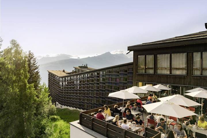 Hôtel pour 2 personnes, avec terrasse ainsi que jacuzzi et sauna